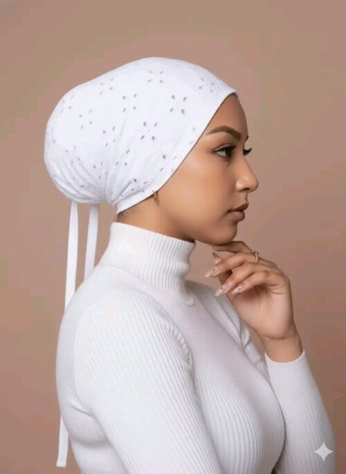চিকেন এমব্রয়ডারি ইনার ক্যাপ [ white ]